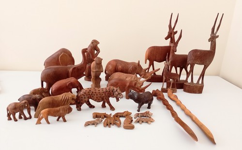 Job lot pieces african - job,