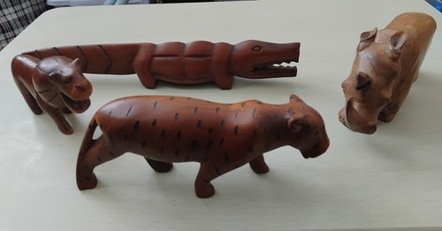African wooden animal - 4,