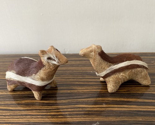Vintage hand carved animal - hand-carved,