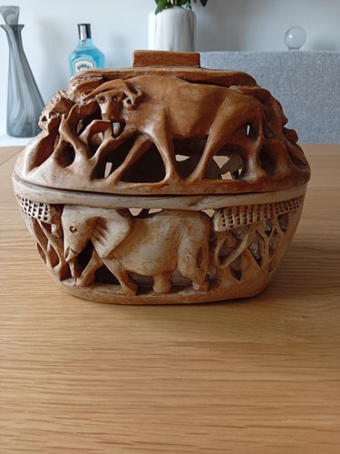 Vintage hand carved - carved, african